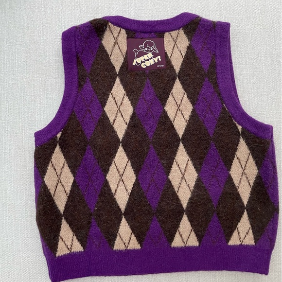 Levis deja vu sweater vest - Picture 3 of 9